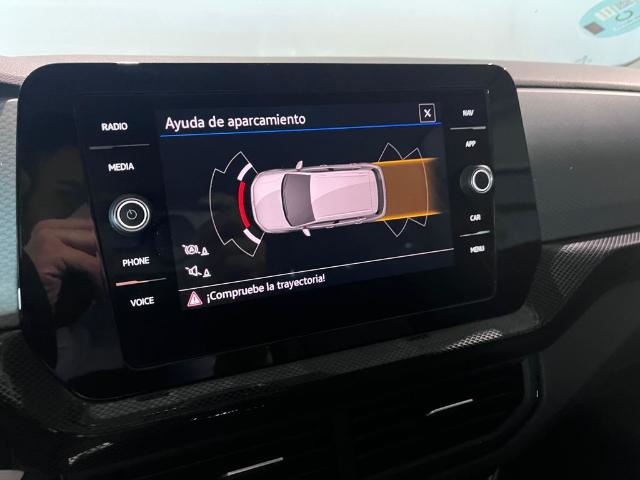 VolkswagenT-Cross Life 1.0 TSI 70 kW (95 CV)12