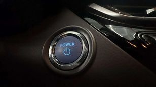 Toyota C-HR 1.8 125H Active 90 kW (122 CV) Toyota C-HR 1.8 125H Active 90 kW (122 CV)