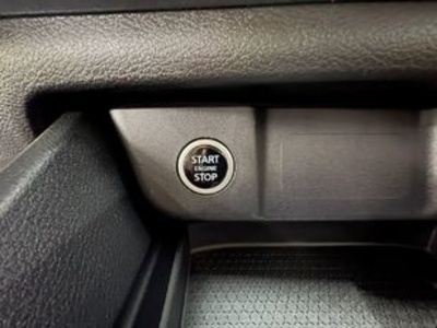 Nissan Qashqai DIG-T 158 mHEV Acenta Xtronic 116 kW (158 CV) Nissan Qashqai DIG-T 158 mHEV Acenta Xtronic 116 kW (158 CV)