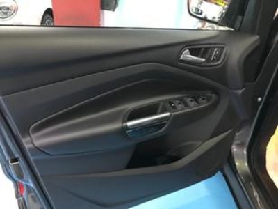 Ford Kuga 1.5 EcoBoost S&S Titanium 4x2 110 kW (150 CV) Ford Kuga 1.5 EcoBoost S&S Titanium 4x2 110 kW (150 CV)