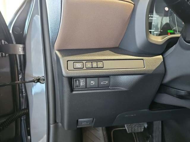 Lexus LBX 1.5 HEV Elegant Plus 100 kW (136 CV) Vehículo usado en Madrid - 17