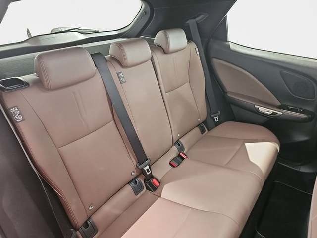 Lexus LBX 1.5 HEV Elegant Plus 100 kW (136 CV) Vehículo usado en Madrid - 6