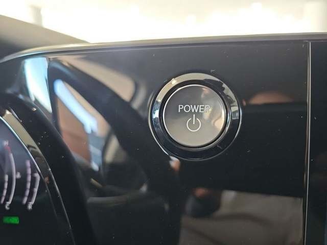 Lexus NX 350h Business City 2WD 178 kW (242 CV) Vehículo usado en Madrid - 17