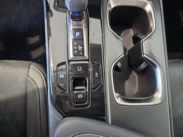 Lexus NX 350h Business City 2WD 178 kW (242 CV) Vehículo usado en Madrid - 22