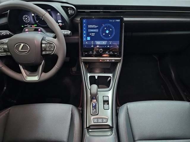 Lexus LBX 1.5 HEV Emotion+ 100 kW (136 CV) Vehículo usado en Madrid - 8