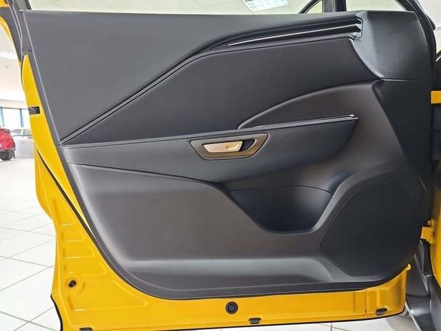 Lexus LBX 1.5 HEV Emotion+ 100 kW (136 CV) Vehículo usado en Madrid - 23