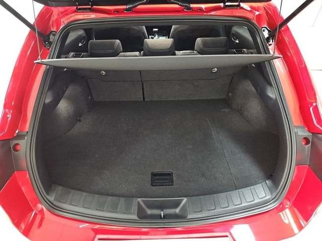 Lexus UX 250h Business 2WD 135 kW (184 CV) Vehículo usado en Madrid - 27