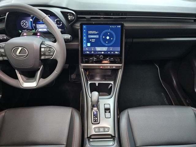 Lexus LBX 1.5 HEV Elegant Plus Black 100 kW (136 CV) Vehículo usado en Madrid - 8