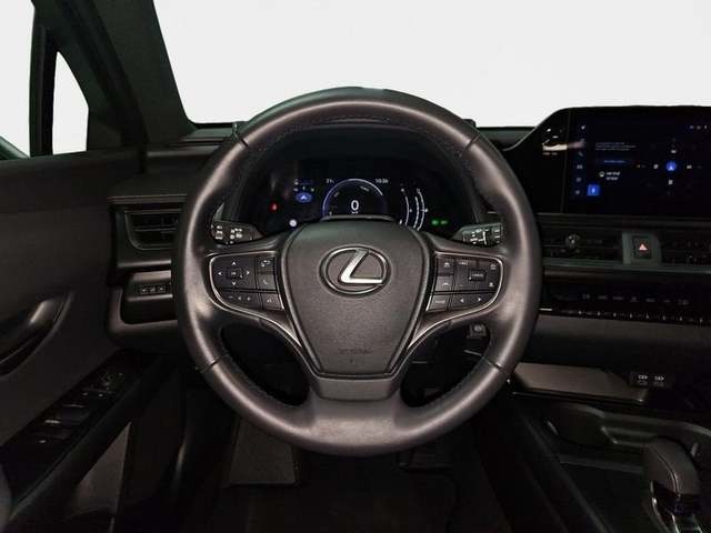 Lexus UX 300h Plus 146 kW (199 CV) Vehículo usado en Madrid - 9 Lexus UX 300h Plus 146 kW (199 CV) Vehículo usado en Madrid - 9