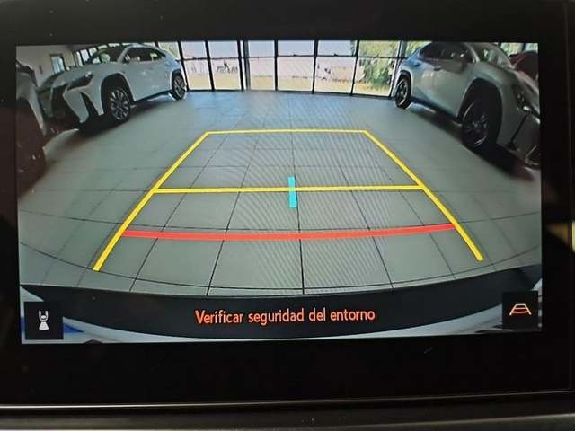 Lexus UX 300h Plus 146 kW (199 CV) Vehículo usado en Madrid - 16 Lexus UX 300h Plus 146 kW (199 CV) Vehículo usado en Madrid - 16