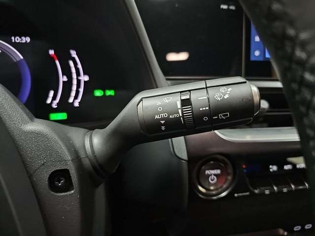 Lexus UX 300h Plus 146 kW (199 CV) Vehículo usado en Madrid - 22 Lexus UX 300h Plus 146 kW (199 CV) Vehículo usado en Madrid - 22