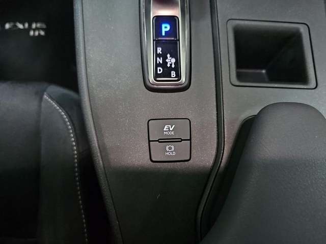 Lexus UX 300h Plus 146 kW (199 CV) Vehículo usado en Madrid - 26 Lexus UX 300h Plus 146 kW (199 CV) Vehículo usado en Madrid - 26