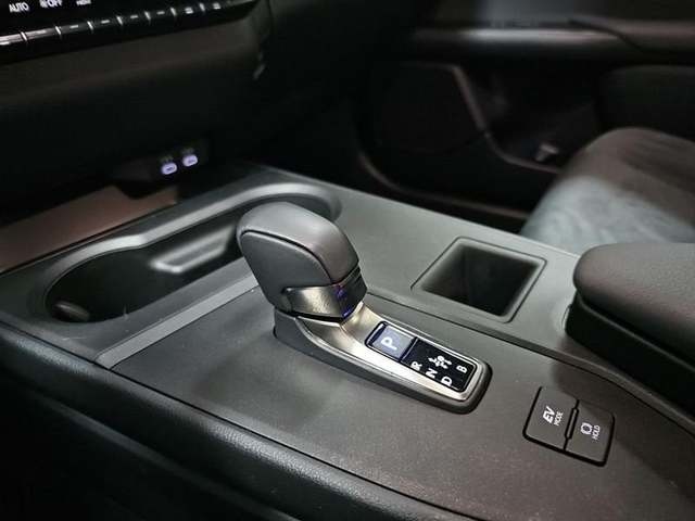 Lexus UX 300h Plus 146 kW (199 CV) Vehículo usado en Madrid - 27 Lexus UX 300h Plus 146 kW (199 CV) Vehículo usado en Madrid - 27