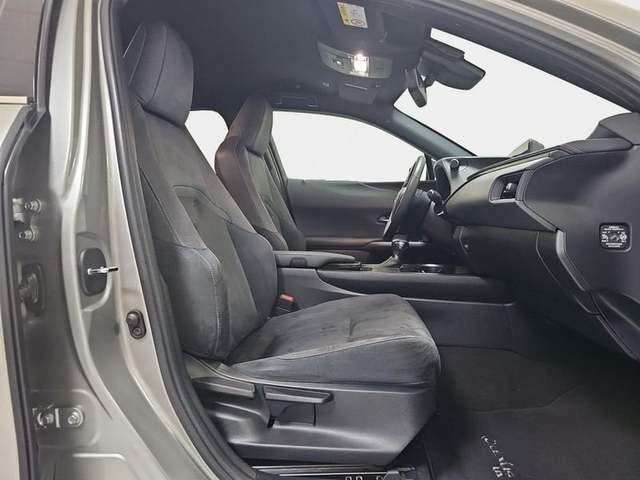 Lexus UX 250h Business Navigation 2WD 135 kW (184 CV) Vehículo usado en Madrid - 6 Lexus UX 250h Business Navigation 2WD 135 kW (184 CV) Vehículo usado en Madrid - 6