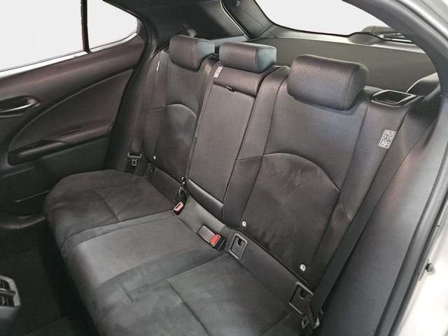 Lexus UX 250h Business Navigation 2WD 135 kW (184 CV) Vehículo usado en Madrid - 11