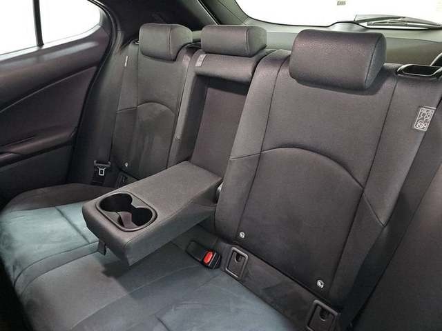 Lexus UX 250h Business 2WD 135 kW (184 CV) Vehículo usado en Madrid - 16