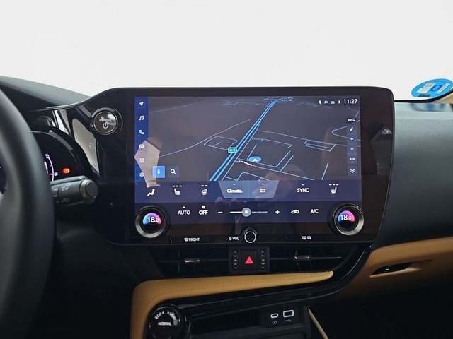 Lexus NX 450h+ Premium+ 4WD 225 kW (306 CV) Vehículo usado en Madrid - 17