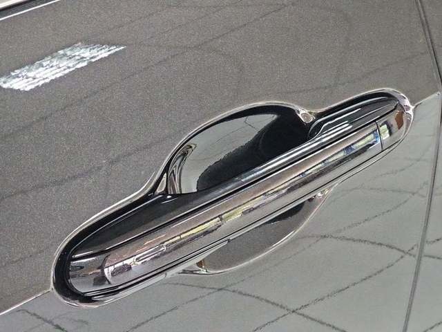 Lexus NX 450h+ Premium+ 4WD 225 kW (306 CV) Vehículo usado en Madrid - 31