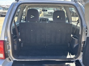 Suzuki Grand Vitara 2.0 DLX 80 kW (110 CV) Suzuki Grand Vitara 2.0 DLX 80 kW (110 CV)