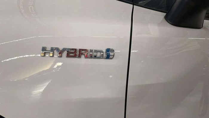 ToyotaCorolla 125H Business E-CVT 90 kW (122 CV) Vehículo usado en Barcelona - 21 ToyotaCorolla 125H Business E-CVT 90 kW (122 CV) Vehículo usado en Barcelona - 21