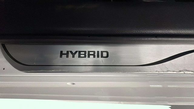 ToyotaCorolla 125H Business E-CVT 90 kW (122 CV) Vehículo usado en Barcelona - 22