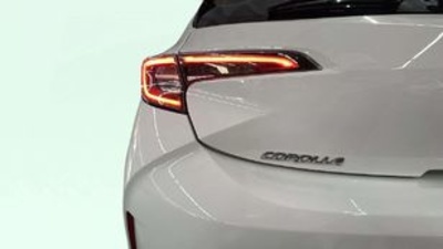 Toyota Corolla 125H Business E-CVT 90 kW (122 CV) Toyota Corolla 125H Business E-CVT 90 kW (122 CV)