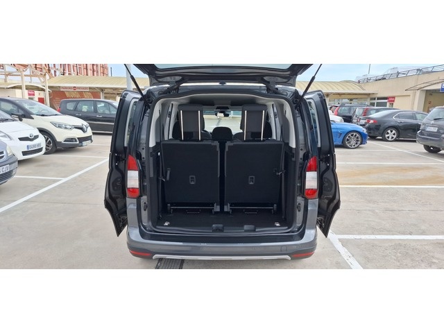 FordTourneo Connect 2.0 Ecoblue Active 4WD 90 kW (122 CV) Vehículo usado en Barcelona - 10