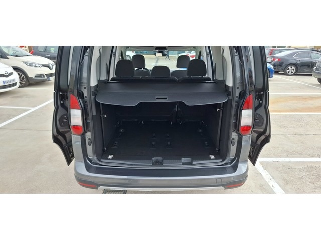 FordTourneo Connect 2.0 Ecoblue Active 4WD 90 kW (122 CV) Vehículo usado en Barcelona - 14