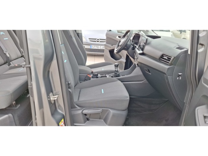 FordTourneo Connect 2.0 Ecoblue Active 4WD 90 kW (122 CV) Vehículo usado en Barcelona - 43 FordTourneo Connect 2.0 Ecoblue Active 4WD 90 kW (122 CV) Vehículo usado en Barcelona - 43