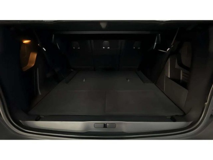 Peugeot5008 1.2L PureTech S&S Active 96 kW (130 CV) Vehículo usado en Barcelona - 19 Peugeot5008 1.2L PureTech S&S Active 96 kW (130 CV) Vehículo usado en Barcelona - 19