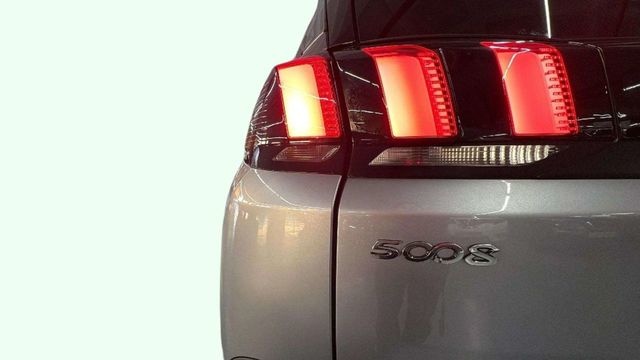 Peugeot5008 1.2L PureTech S&S Active 96 kW (130 CV) Vehículo usado en Barcelona - 22