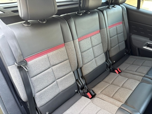 CitroenC5 Aircross Hybrid 225 Feel e-EAT8 165 kW (225 CV) Vehículo usado en Barcelona - 34