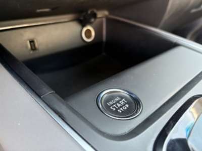 Citroen C5 Aircross Hybrid 225 Feel e-EAT8 165 kW (225 CV) Citroen C5 Aircross Hybrid 225 Feel e-EAT8 165 kW (225 CV)