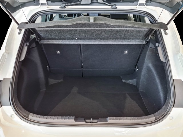 ToyotaCorolla 1.8 125 Híbrido Active Tech E-CVT 90 kW (122 CV) Vehículo usado en Barcelona - 7