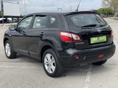 Nissan Qashqai 1.6 Acenta 4x2 85 kW (115 CV) Nissan Qashqai 1.6 Acenta 4x2 85 kW (115 CV)