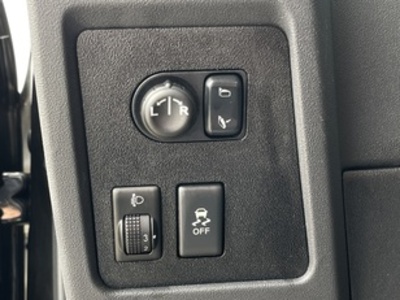 Nissan Qashqai 1.6 Acenta 4x2 85 kW (115 CV) Nissan Qashqai 1.6 Acenta 4x2 85 kW (115 CV)