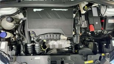 Peugeot 208 PureTech 100 Active Pack 75 kW (100 CV) Peugeot 208 PureTech 100 Active Pack 75 kW (100 CV)