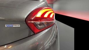 Peugeot 208 PureTech 110 S&S Allure 81 kW (110 CV)