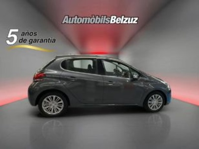 Peugeot 208 PureTech 110 S&S Allure 81 kW (110 CV) Peugeot 208 PureTech 110 S&S Allure 81 kW (110 CV)
