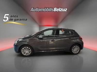 Peugeot 208 PureTech 110 S&S Allure 81 kW (110 CV) Peugeot 208 PureTech 110 S&S Allure 81 kW (110 CV)