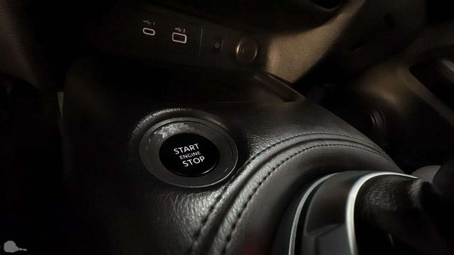 NissanJuke DIG-T N-Connecta 4x2 84 kW (114 CV) Vehículo usado en Barcelona - 16