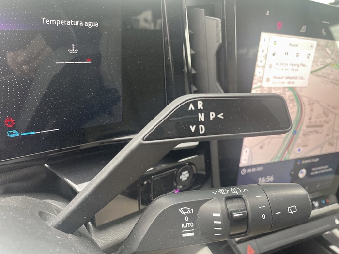 Renault Espace E-Tech 200 full hybrid Iconic 147 kW (200 CV) - 10 Renault Espace E-Tech 200 full hybrid Iconic 147 kW (200 CV) - 10