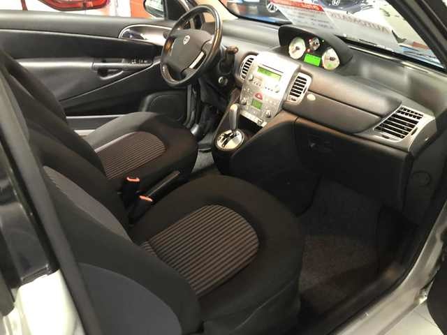 LanciaYpsilon 1.4 16v Oro 70 kW (95 CV) Vehículo usado en Barcelona - 10