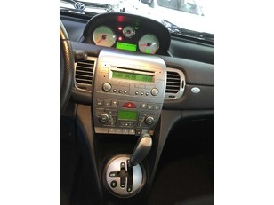 Lancia Ypsilon 1.4 16v Oro 70 kW (95 CV) Lancia Ypsilon 1.4 16v Oro 70 kW (95 CV)