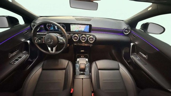 Mercedes-BenzClase A 180 d 85 kW (116 CV) Vehículo usado en Barcelona - 7 Mercedes-BenzClase A 180 d 85 kW (116 CV) Vehículo usado en Barcelona - 7