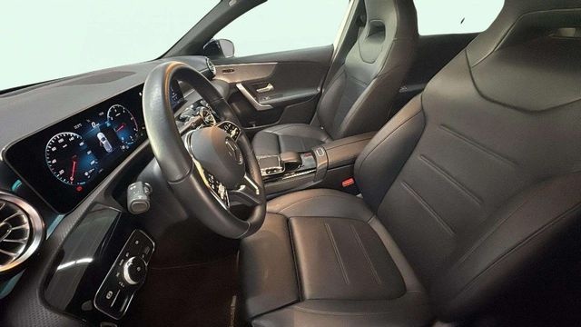 Mercedes-BenzClase A 180 d 85 kW (116 CV) Vehículo usado en Barcelona - 10