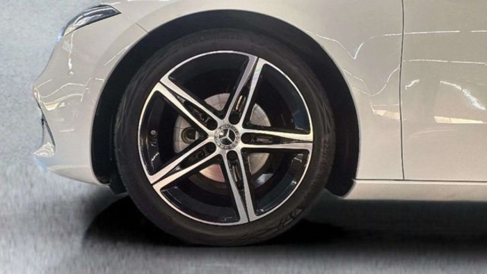 Mercedes-BenzClase A 180 d 85 kW (116 CV) Vehículo usado en Barcelona - 25 Mercedes-BenzClase A 180 d 85 kW (116 CV) Vehículo usado en Barcelona - 25