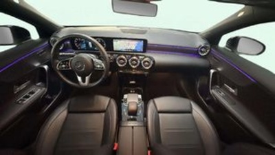 Mercedes-Benz Clase A 180 d 85 kW (116 CV) Mercedes-Benz Clase A 180 d 85 kW (116 CV)