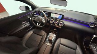 Mercedes-Benz Clase A 180 d 85 kW (116 CV) Mercedes-Benz Clase A 180 d 85 kW (116 CV)