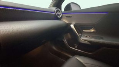 Mercedes-Benz Clase A 180 d 85 kW (116 CV) Mercedes-Benz Clase A 180 d 85 kW (116 CV)